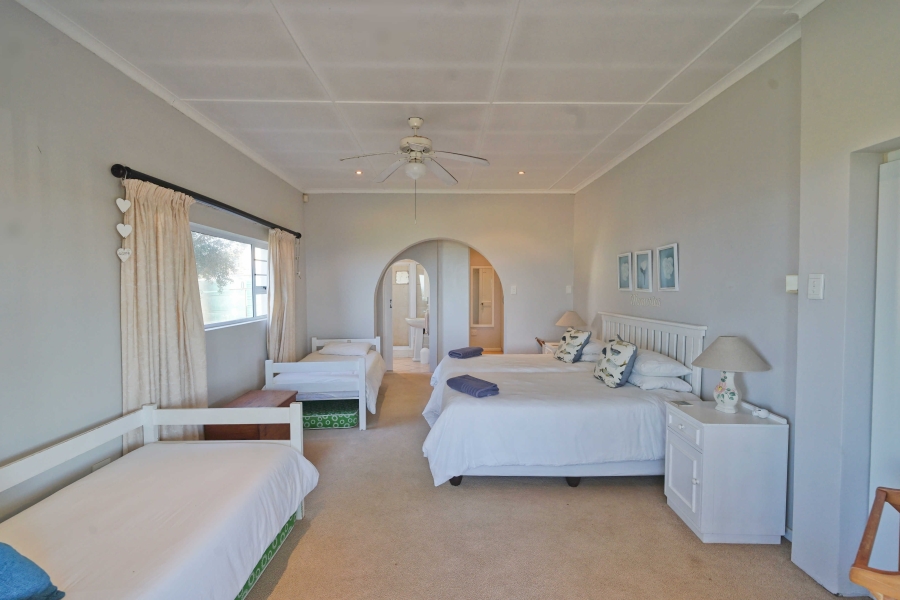 5 Bedroom Property for Sale in Kaysers Beach Eastern Cape